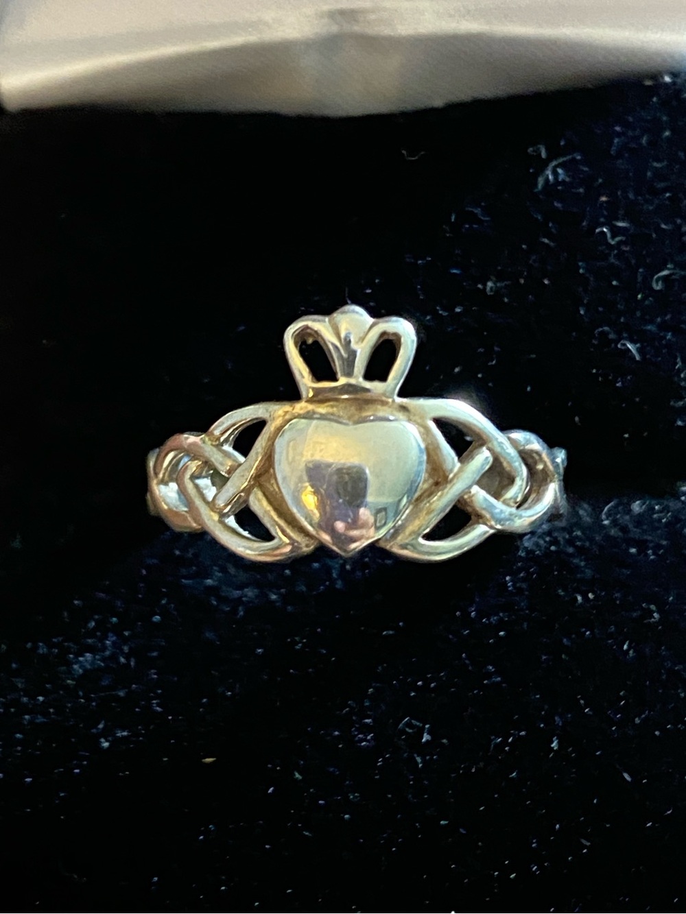 Vintage Sterling Silver Claddagh Celtic Love Knot Ring Size 7.5